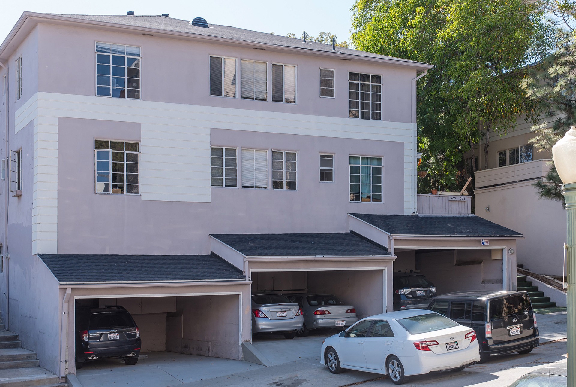 529  Glenrock Ave