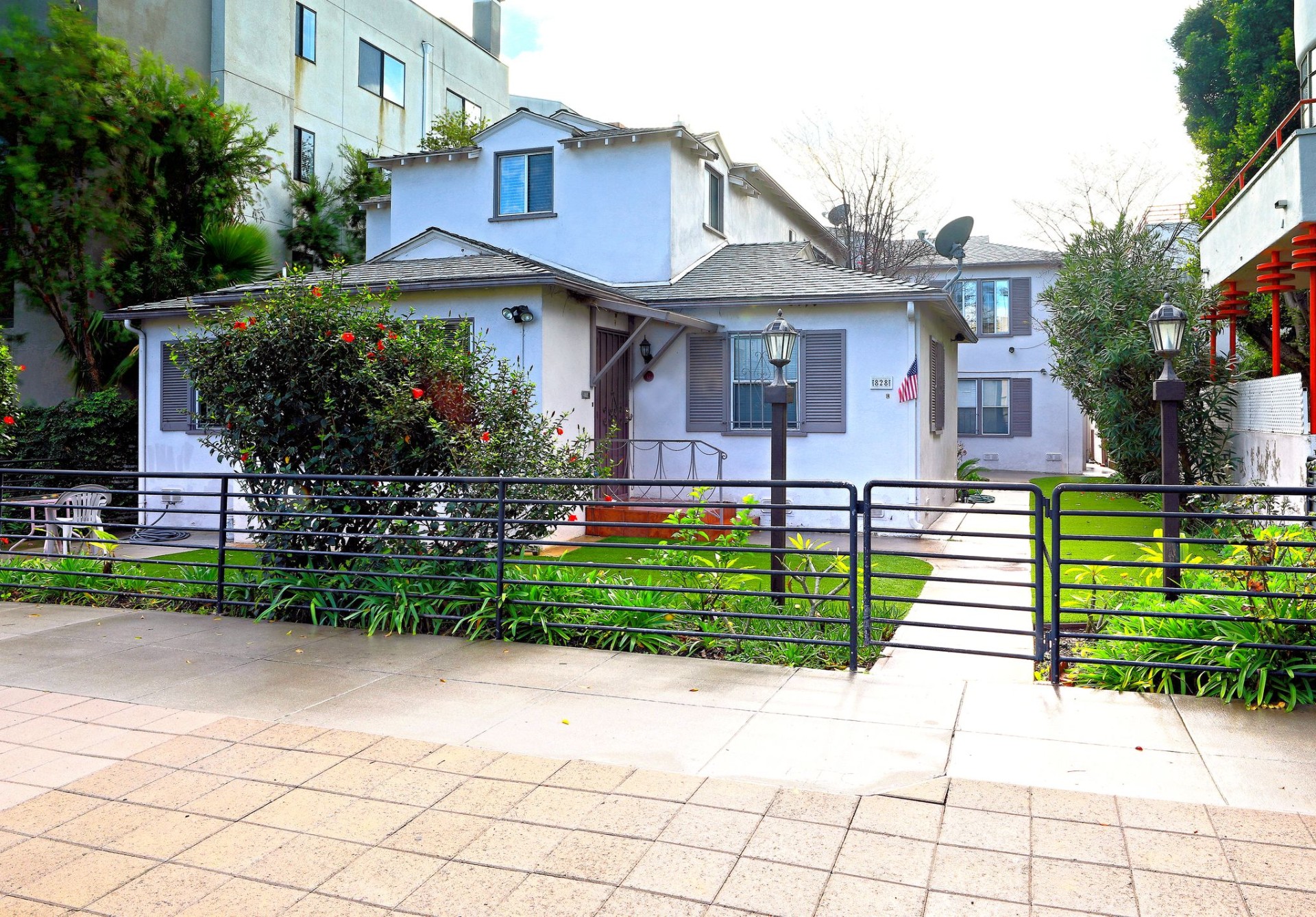 828  3rd St