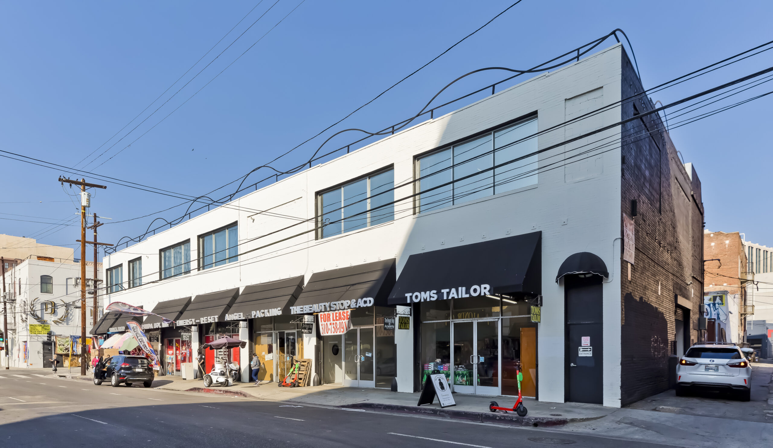 1048  S Los Angeles St Ste #203A
